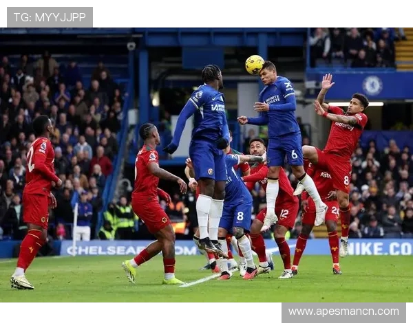 切尔西与伯狼队激战正酣精彩直播尽在眼前不容错过